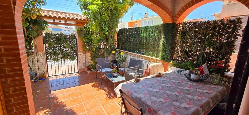 Foto 2faf094b-7b84-43a1-b7a0-7d128981cb2a. Doppelhaus mit heizung parking pool in Playa de los Náufragos Torrevieja