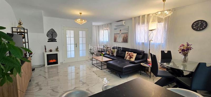 Foto 44f0fd9c-4184-4d78-ad6f-044deab0ac37. Doppelhaus mit heizung parking pool in Playa de los Náufragos Torrevieja