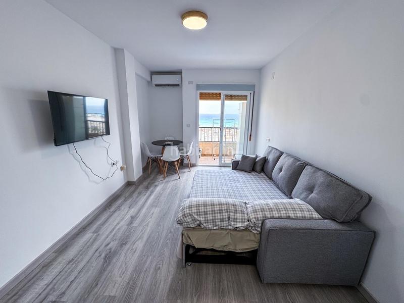 Foto f9258353-0605-4781-a371-ef9bd66d8643. Monolocale con piscina in Cabo Cervera Torrevieja