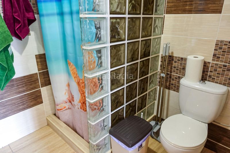 Foto 1301ee78-447a-4b55-b5bf-e59b947711cf. Casa aparellada amb aparcament a Punta Prima Torrevieja