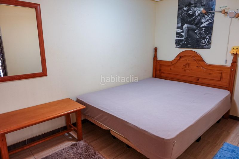 Foto 69d46af2-dd88-464d-869a-20a70ab4b610. Casa aparellada amb aparcament a Punta Prima Torrevieja