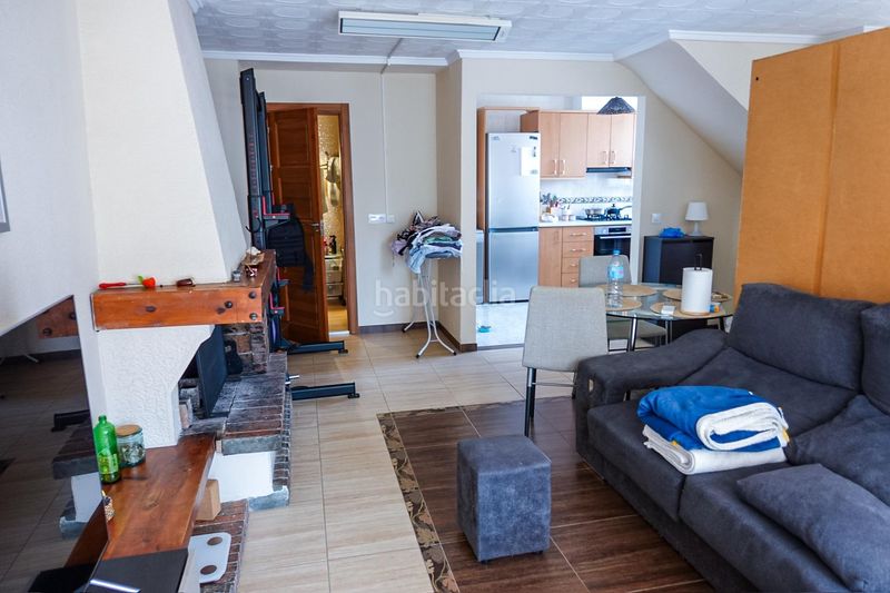 Foto 991649c3-c60d-4081-8bdd-4279e8ad6930. Casa aparellada amb aparcament a Punta Prima Torrevieja