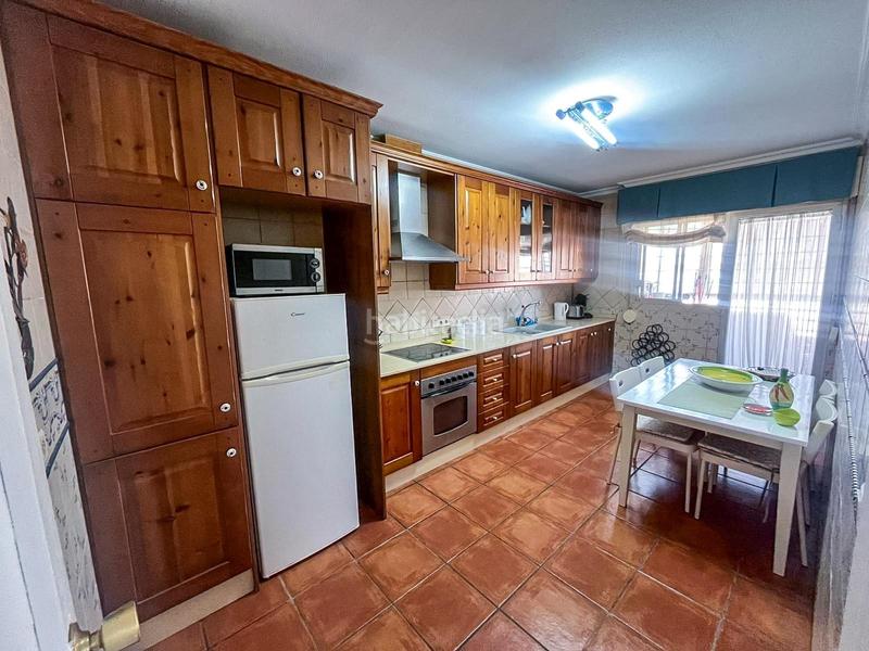 Foto b2d3f337-63ff-4dfe-b9e1-8aa8650d4dd5. Piso  amplio en Algorfa