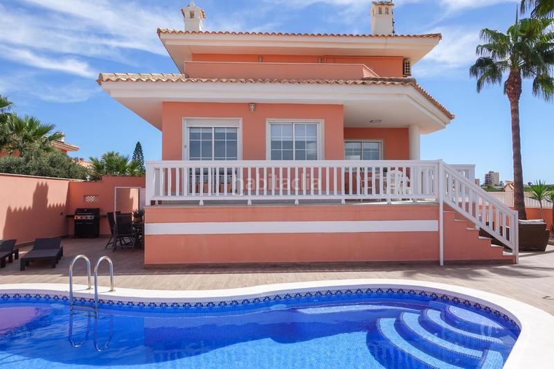 Foto 12140496-44cc-4cb7-a00d-6023c826e094. Chalet avec chauffage parking piscine dans Entremares Manga del Mar Menor (La)