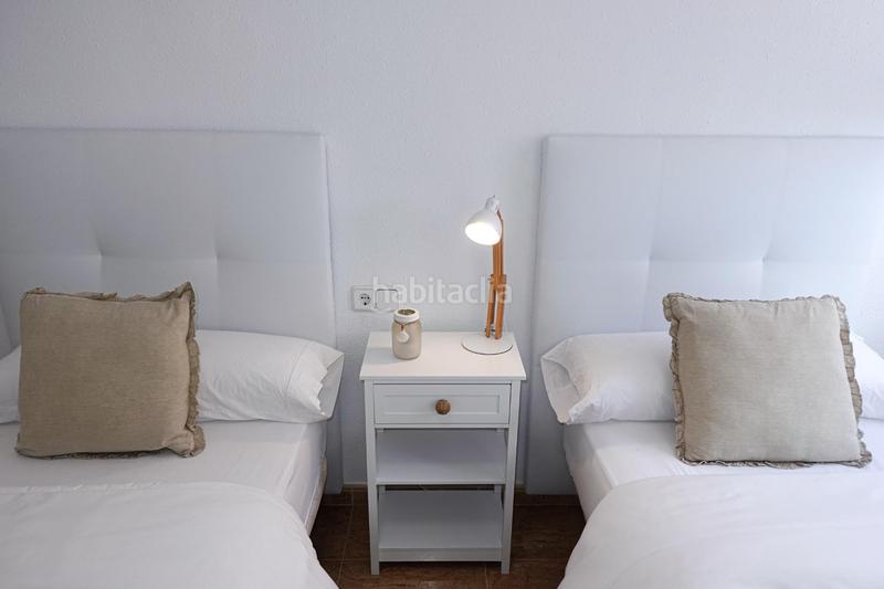 Foto 1c56565b-1ae9-43c7-b733-1f5daa5b571b. Chalet avec chauffage parking piscine dans Entremares Manga del Mar Menor (La)