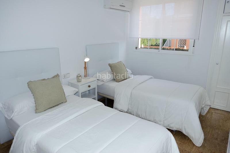 Foto 40f9cf4f-7736-4e72-92d2-5790fd1ea5e5. Chalet avec chauffage parking piscine dans Entremares Manga del Mar Menor (La)