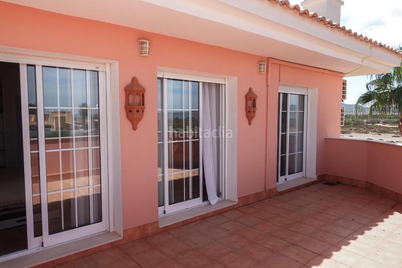 Foto 4c5cf00a-8395-4fdc-a482-9bc8bd83824a. Chalet avec chauffage parking piscine dans Entremares Manga del Mar Menor (La)