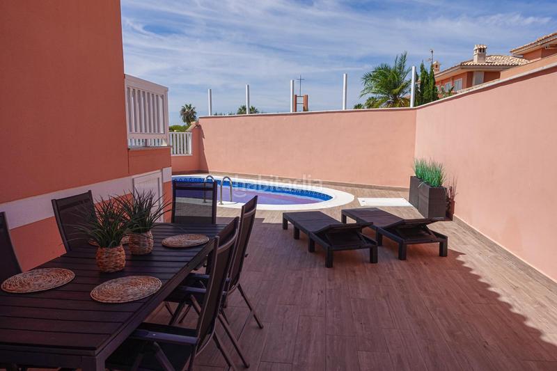 Foto e46a9374-9e7e-4f74-b7c5-92ca33f8cc38. Chalet avec chauffage parking piscine dans Entremares Manga del Mar Menor (La)