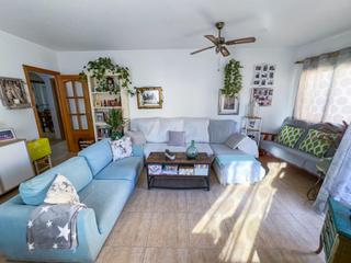 Pis en Santiago de La Ribera. Amplio y cmodo piso en santiago de la ribera a solo 200 metros