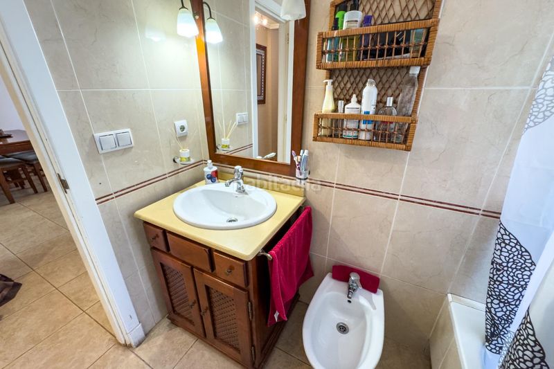 Foto 592d2248-2f38-448c-8354-d08d9ed0a2d0. Casa aparellada amb aparcament piscina a Aguas Nuevas Torrevieja
