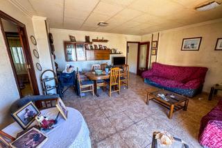 Pis  Calle campoamor. Amplio piso en el centro de torrevieja  excelente ubicación y gr