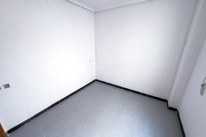 Foto 579a0371-b767-4ba2-8f19-78cae27865d8. Ático  para reformar en calle la loma en Avenida Habaneras - Curva de Palangre Torrevieja