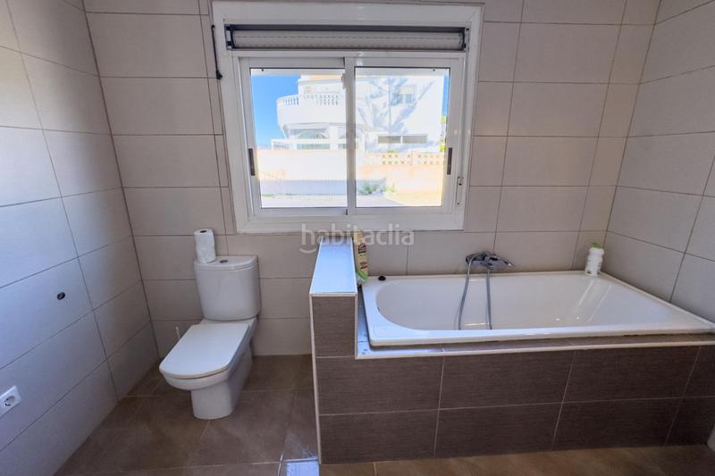 Foto 1334e9ef-5f93-4a8a-89bc-42d7e256b814. Chalet with parking pool in Benijófar