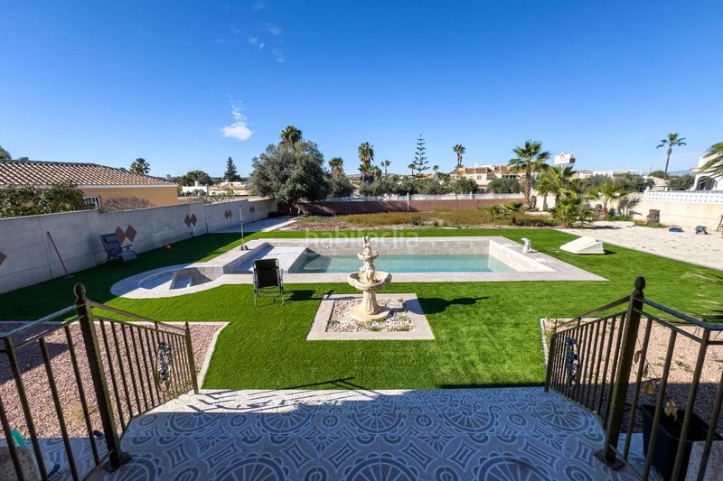 Foto 2104064a-ac04-413d-be46-505b5d324cc0. Chalet with parking pool in Benijófar