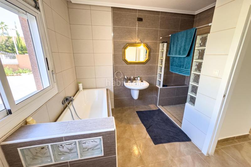 Foto 29f0fce7-4256-480c-8c71-fd41306cb5af. Chalet with parking pool in Benijófar