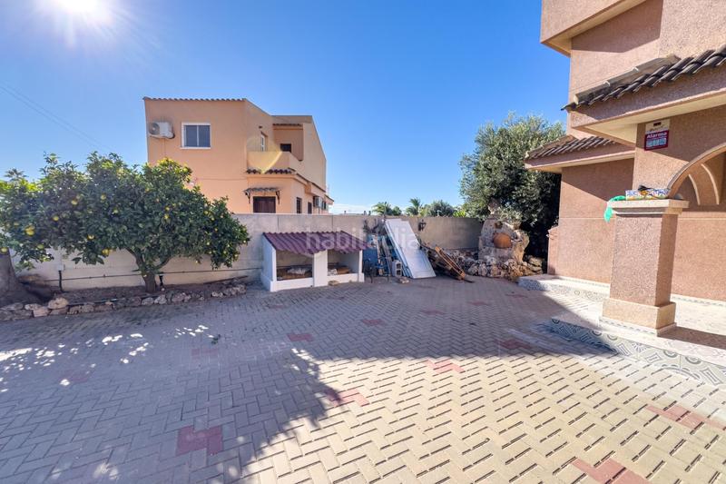 Foto 8e8ca01b-6cb9-4403-b731-25c0bc972e61. Chalet with parking pool in Benijófar