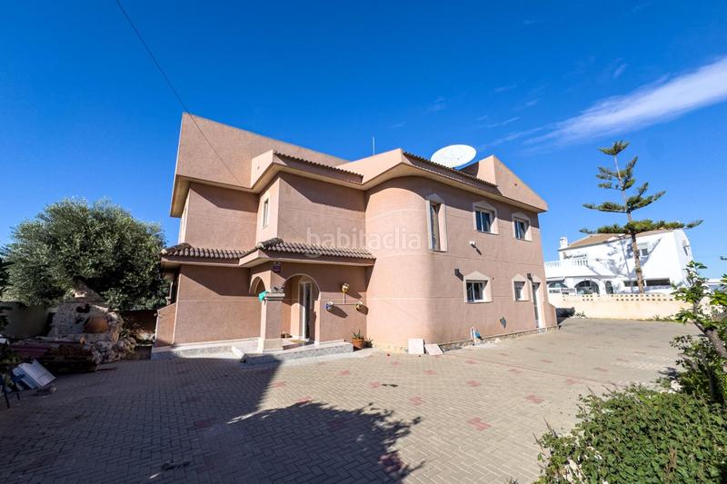 Foto ad5913d4-f2f4-44c7-badf-23febe4a8452. Chalet with parking pool in Benijófar