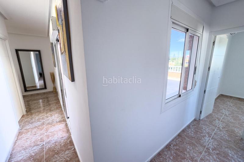 Foto b6efa102-ba0e-4080-ab73-dbd04d819d4d. Chalet with parking pool in Benijófar