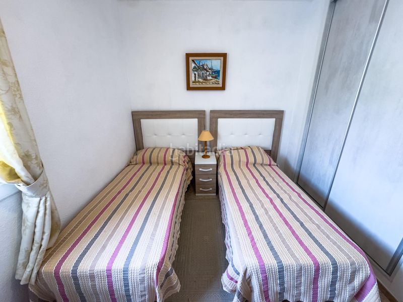 Foto 81b98b0b-a9df-4e65-83b5-1ab5149289f7. Casa adossada amb piscina a Avenida Habaneras - Curva de Palangre Torrevieja