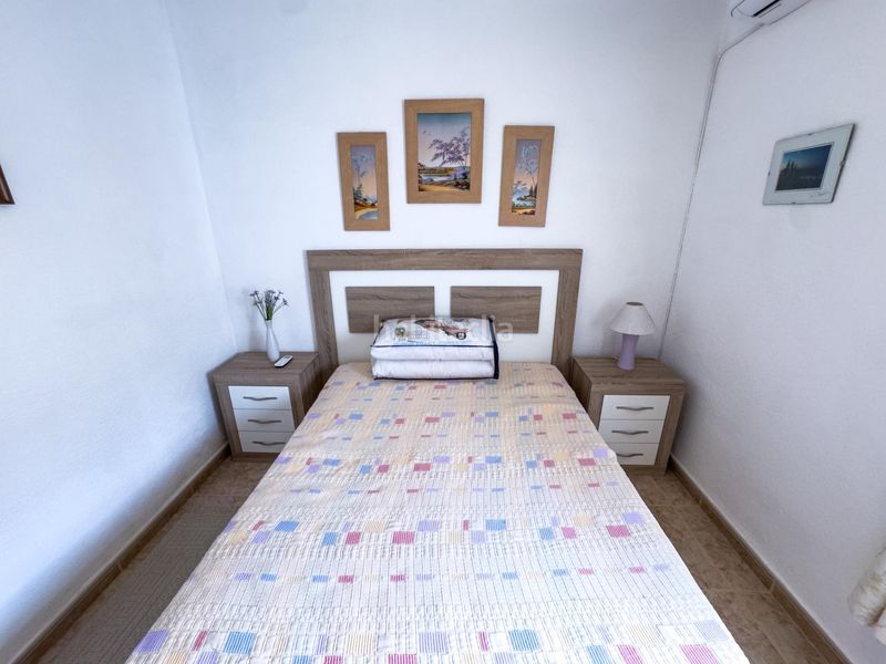 Foto 8e907e2c-fcaf-4805-b817-a20bb33292fa. Casa adossada amb piscina a Avenida Habaneras - Curva de Palangre Torrevieja