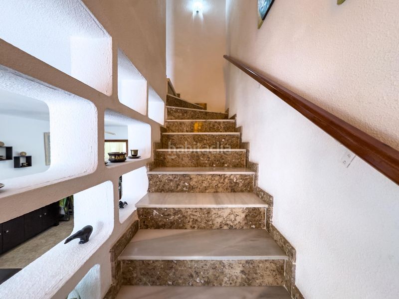 Foto 931eb3ee-d025-4f84-afb7-53ff64ac213c. Casa adossada amb piscina a Avenida Habaneras - Curva de Palangre Torrevieja