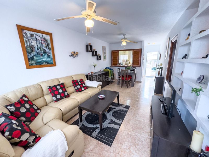 Foto e941888e-ba1e-409e-8c1f-d81ae613fcdf. Casa adossada amb piscina a Avenida Habaneras - Curva de Palangre Torrevieja