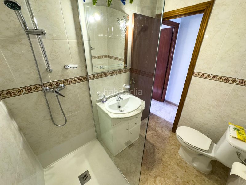 Foto ecdd95a8-8a50-4702-8b89-00b8c7b0774f. Casa adossada amb piscina a Avenida Habaneras - Curva de Palangre Torrevieja