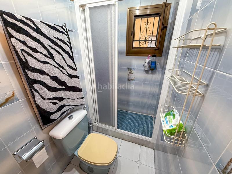 Foto 653dca10-135a-4f22-a96d-6d36b4aa438e. Casa bifamiliare con parcheggio piscina in Zona Carrefour - Urbanizaciones Torrevieja