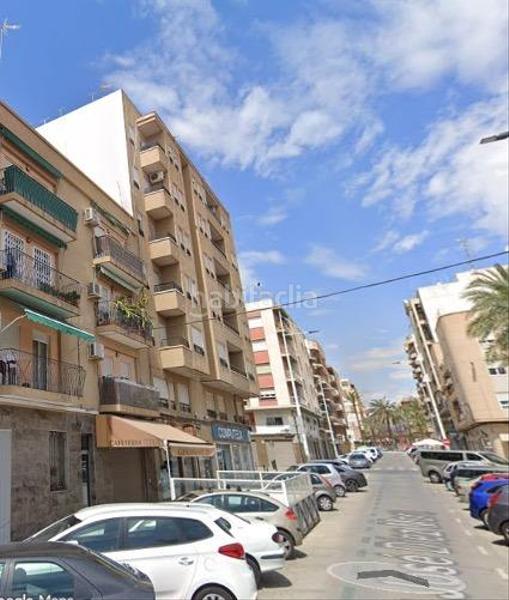 Foto d0eab39d-648f-4222-9c7a-dd475eb470e9. Pis a Carrús Oeste Elche / Elx