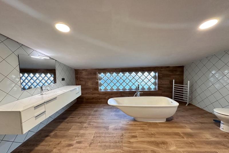 Foto d049fa24-6a90-4b26-ae8a-ab3d2c9a5b99. Mas avec chauffage parking piscine dans Dolores