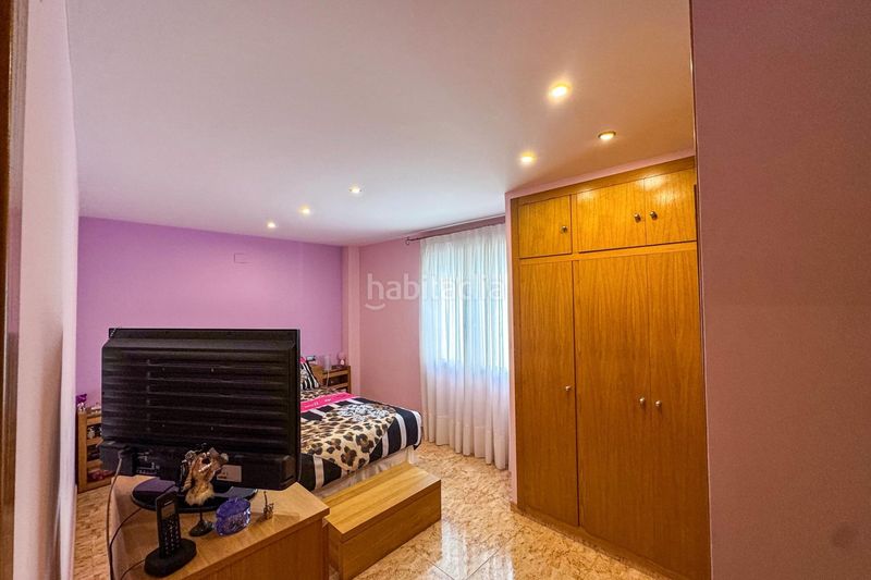 Foto 7107113d-b327-44c8-9b06-786b7cfb00a6. Pis a Centro - Muelle Pesquero Torrevieja