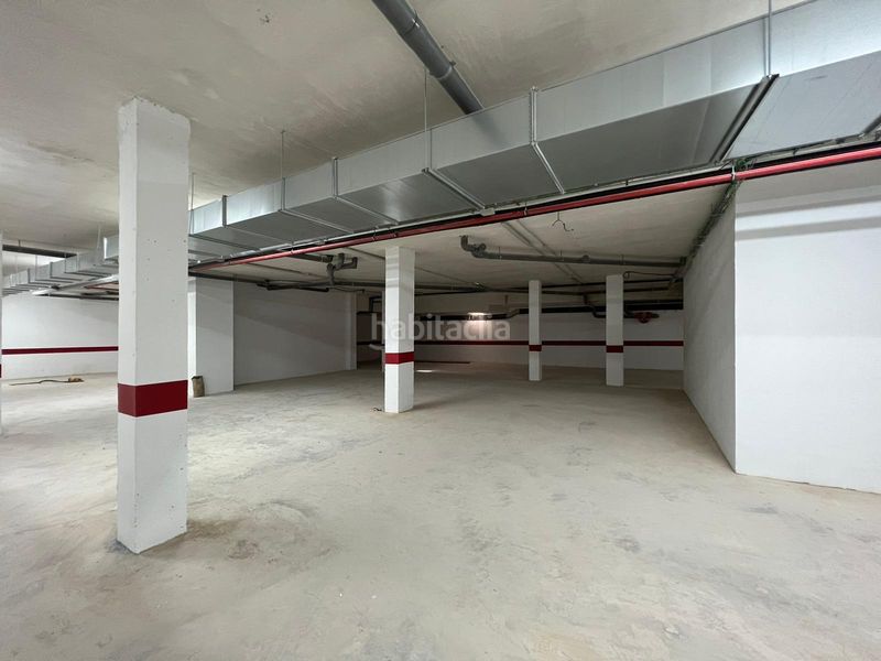 Foto a3d2539f-2046-431f-8038-52d4fc888a0a. Posto auto in Cox