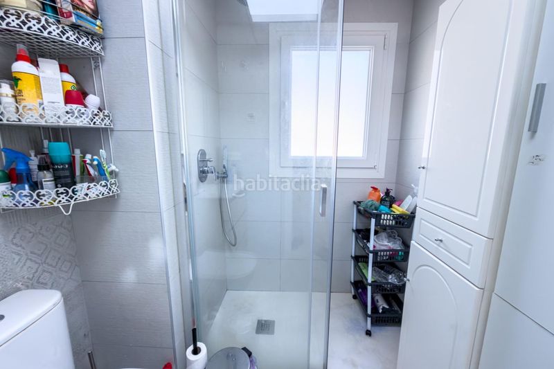 Foto c8e7192f-f9a3-431e-b7d3-2c3ffe409191. Planta baixa amb calefacció aparcament piscina a Torrevieja