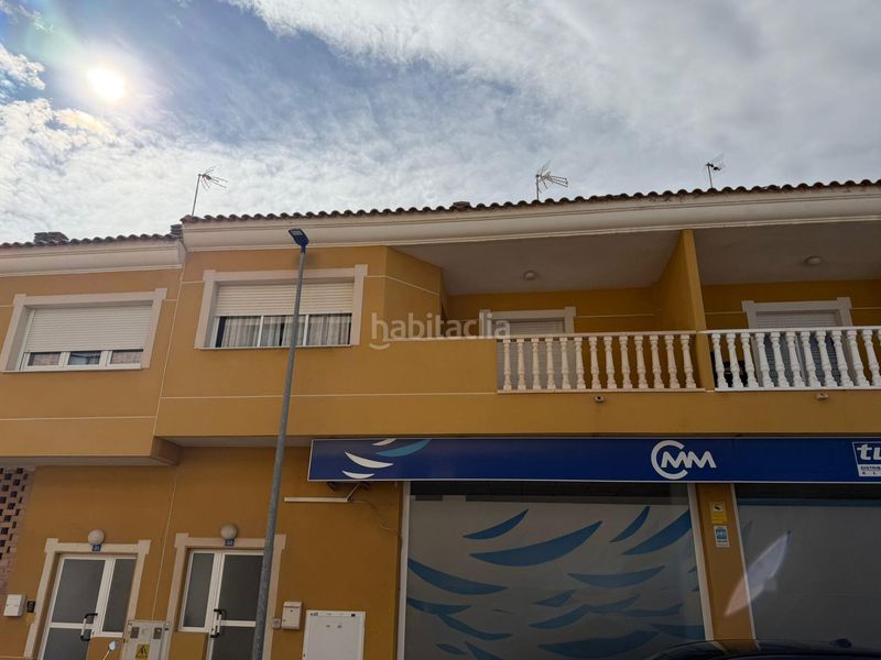 Foto 61c05ce7-6501-40f4-bdbd-d73a2672ba67. Casa adossada amb aparcament a San Javier San Javier