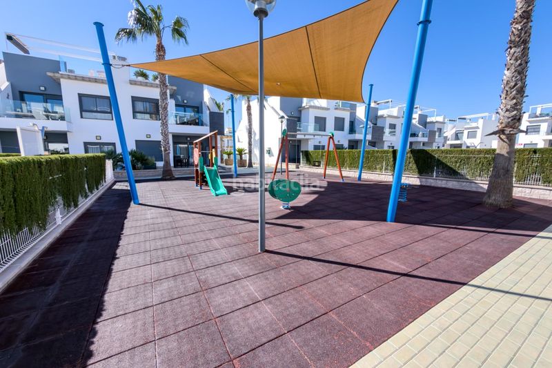 Foto caacb9f6-d25f-40b1-8de5-9223ec138bcd. Casa amb aparcament piscina a Pilar de la Horadada ciudad Pilar de la Horadada