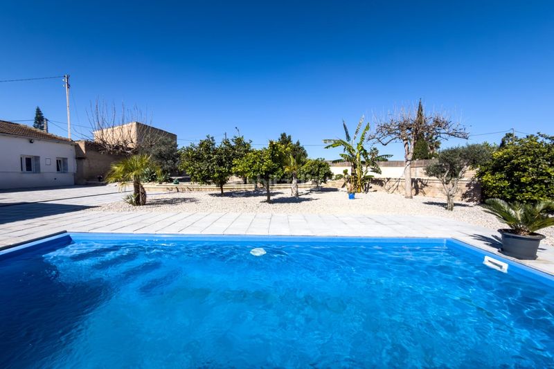 Foto 0f4a67c8-4d7e-4bfa-9abb-b890163b4820. Casa amb calefacció aparcament piscina a Montesinos (Los)