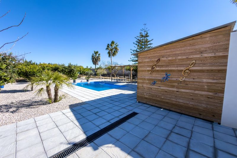 Foto 6f2638d2-9b6b-4551-ae0d-56ad7034e19b. Casa amb calefacció aparcament piscina a Montesinos (Los)