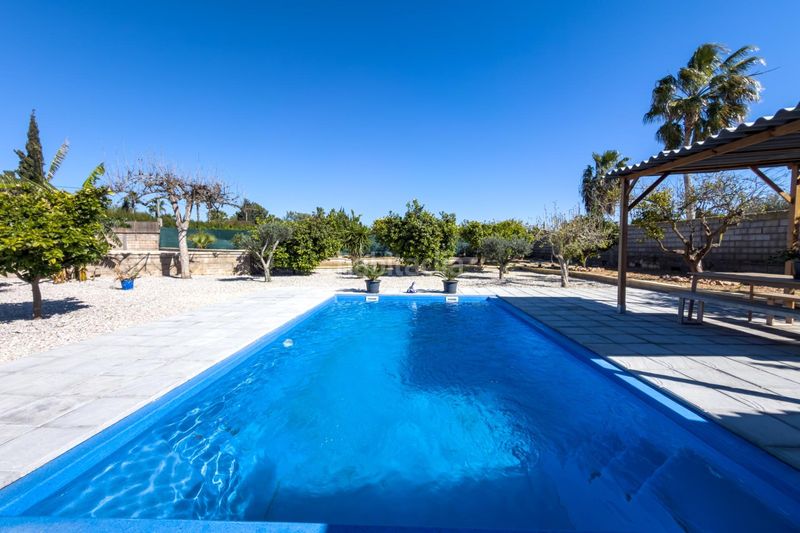 Foto 8d15396b-4f45-49cb-b7b7-75598a5bb5a7. Casa amb calefacció aparcament piscina a Montesinos (Los)