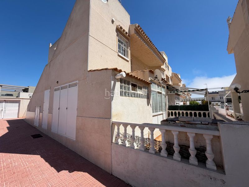 Foto 636c8295-eb5b-42a5-9214-1996cbc28d12. Casa amb piscina a Aguas Nuevas Torrevieja