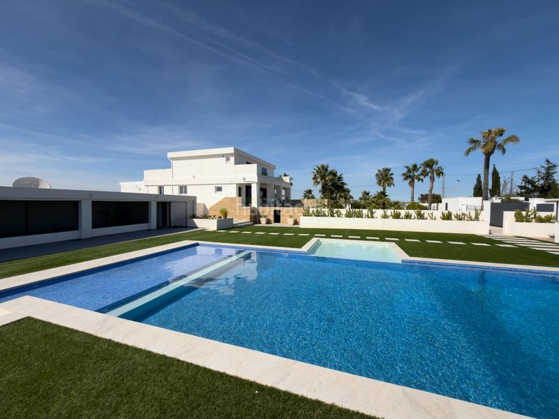 Foto 316b3ea5-da0a-48ce-a362-ecb105865585. Xalet amb aparcament a Montesinos (Los)