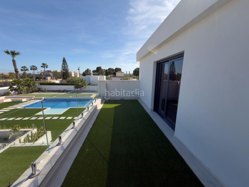 Foto 4d1fb246-c509-4acb-8e81-fddd9b0b20d7. Xalet amb aparcament a Montesinos (Los)