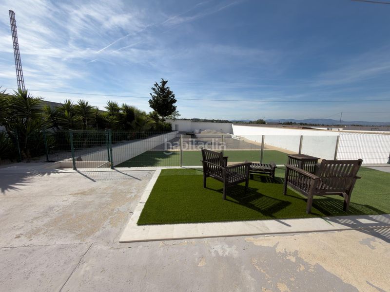 Foto 542d396d-e0cf-42e8-be29-bbaaf0835906. Xalet amb aparcament a Montesinos (Los)