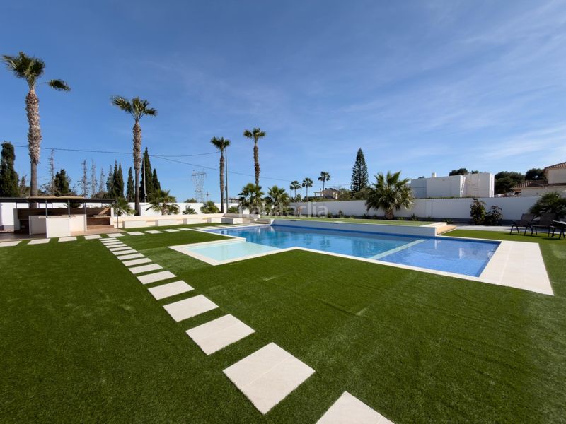 Foto 6873fdbf-406a-4ae5-b7f3-29dea6a95655. Xalet amb aparcament a Montesinos (Los)