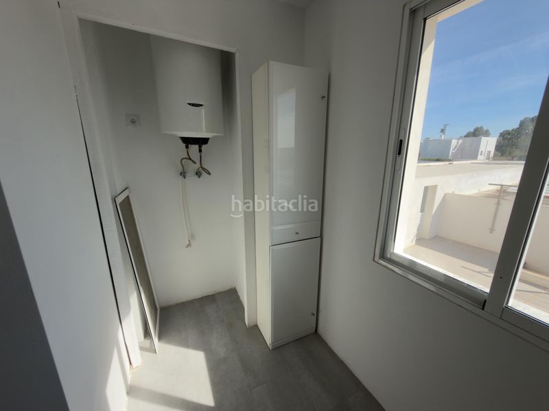 Foto 70d30e93-5c23-46c5-8ce9-929293f355ce. Xalet amb aparcament a Montesinos (Los)