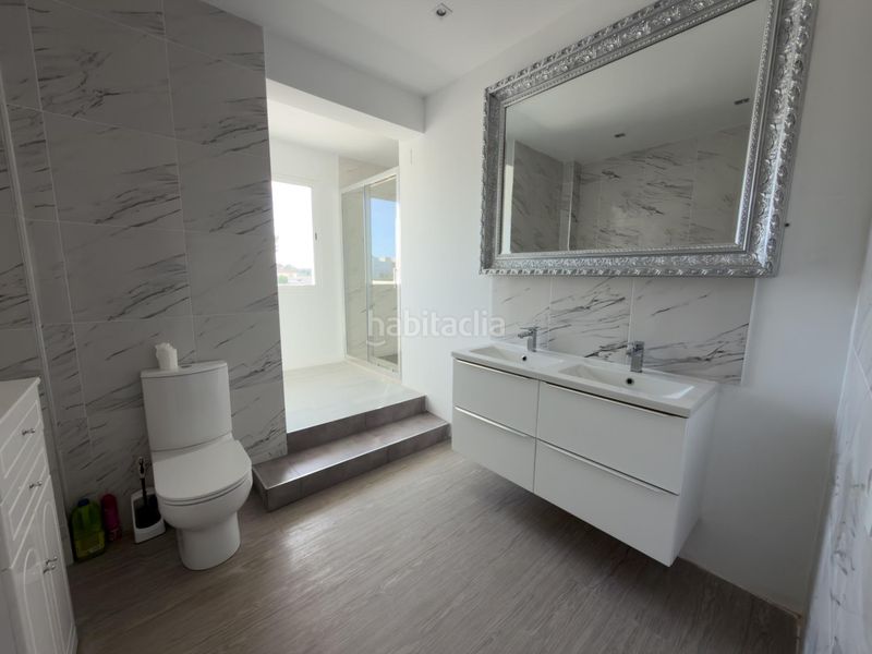 Foto 769996ac-b64f-4123-840e-446bc176e549. Xalet amb aparcament a Montesinos (Los)