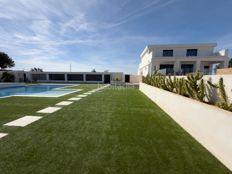 Foto d4ce1ef6-b7d2-4081-ade4-55f2590107a9. Xalet amb aparcament a Montesinos (Los)