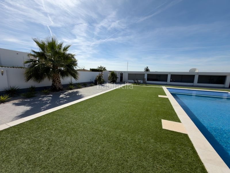 Foto db265732-8183-4706-9fa8-6699f71b4a83. Xalet amb calefacció aparcament piscina a Montesinos (Los)