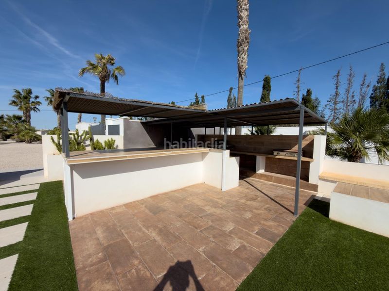 Foto f2078b0b-8ba0-44d2-8cb1-ba363866e150. Xalet amb aparcament a Montesinos (Los)