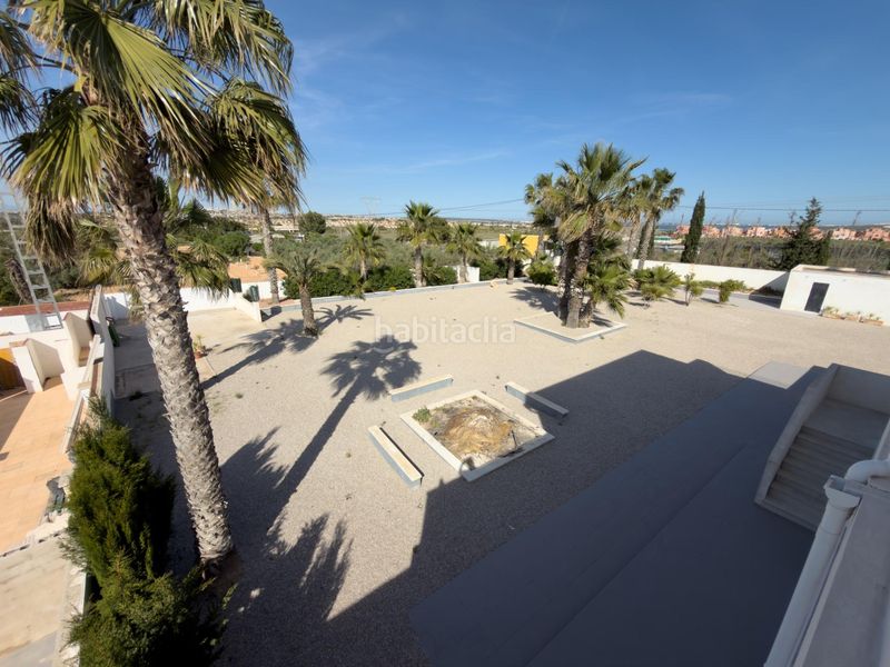 Foto fcd24f44-615a-4121-a834-fa5cc849fc13. Xalet amb aparcament a Montesinos (Los)