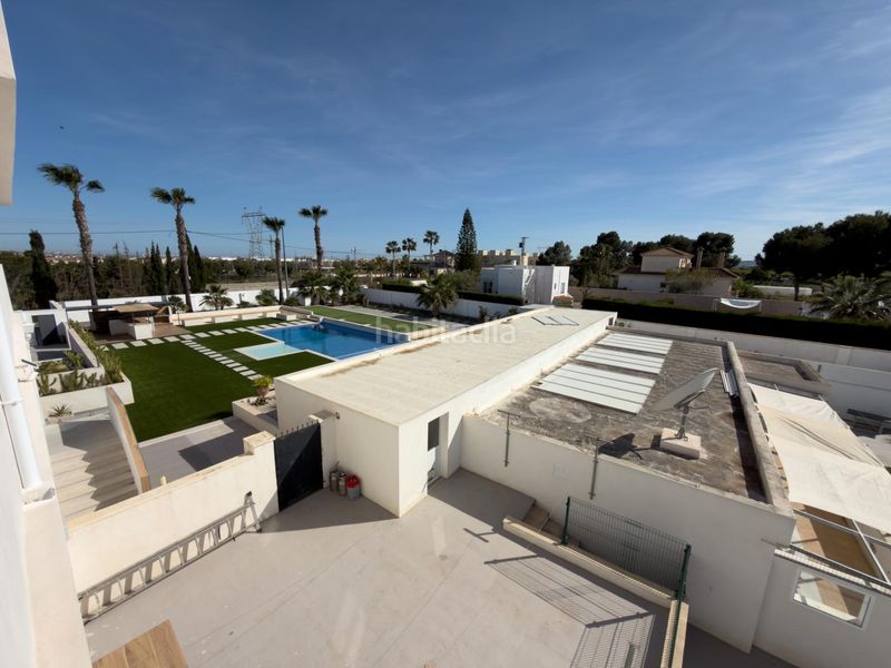 Foto fd5c0732-c017-4e3b-81cf-1ee73b1a6c79. Xalet amb aparcament a Montesinos (Los)